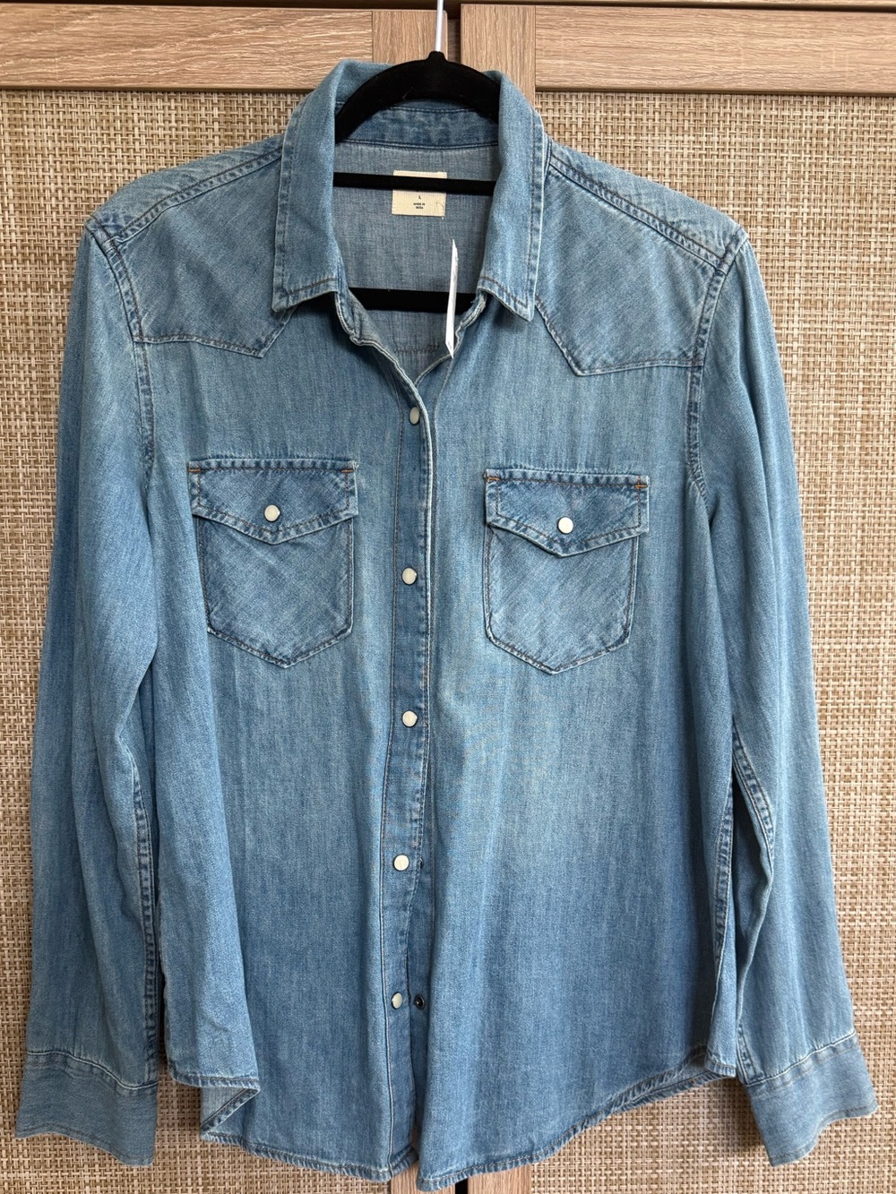 Classic Western Style GAP denim shirt NWT